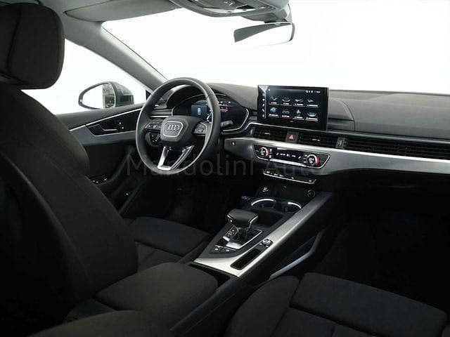 Usata Audi A5 Sportback S-Line 163 CV (119 kW) 2023 Grigio Utilitaria