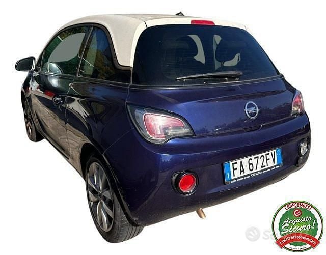 Usata Opel Adam Glam 87 CV (63 kW) 2015 Lilla(met.) Utilitaria
