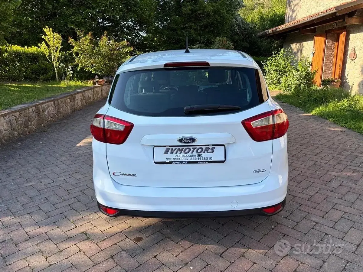 Usata Ford C-MAX Titanium 115 CV (84 kW) 2012 Bianco Monovolume
