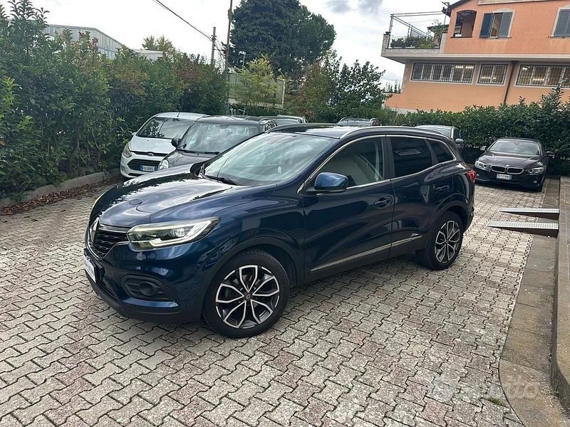 Usata Renault Kadjar 116 CV (85 kW) 2019 Blu SUV