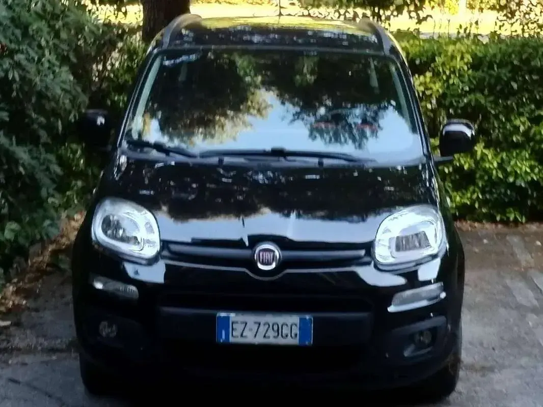 Usata Fiat Panda Lounge 86 CV (63 kW) 2015 Nero Utilitaria