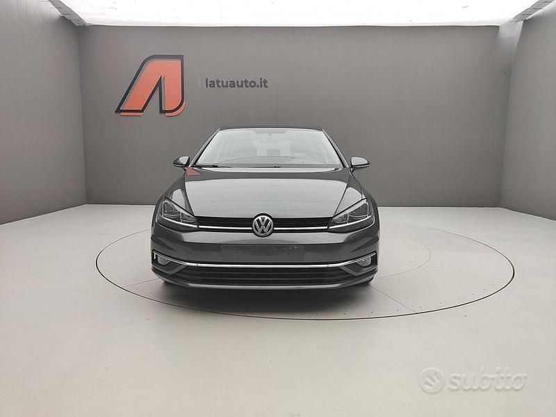 Usata VW Golf VII Business 116 CV (85 kW) 2019 Grigio urano Utilitaria