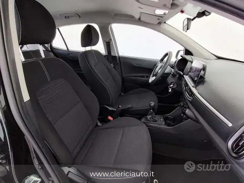 Usata Kia Picanto Urban 67 CV (49 kW) 2023 Nero Utilitaria
