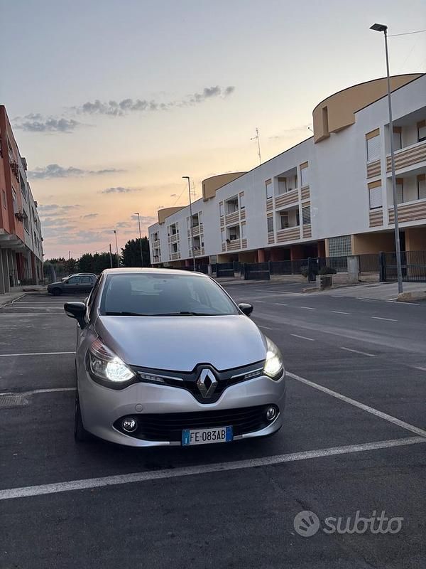 Usata Renault Clio IV 75 CV (55 kW) 2016 Grigio Utilitaria