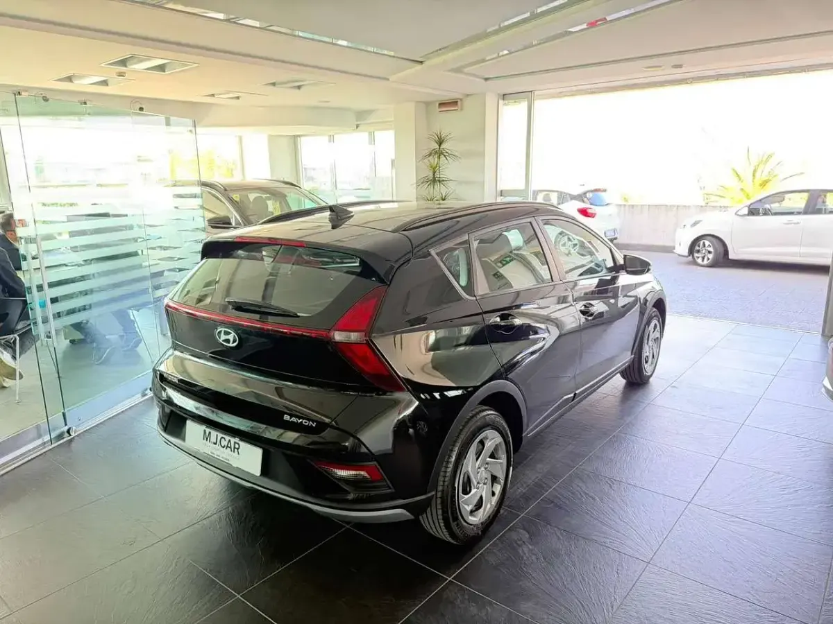 Nuova Hyundai Bayon 90 CV (66 kW) 2026 Phantom black SUV