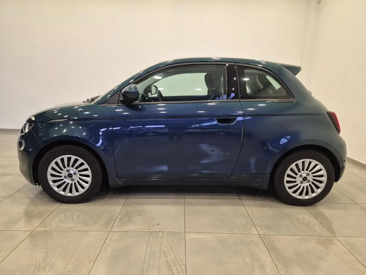 Occasion Fiat 500e Comfort 50 kW (68 ch) 2023 Vert Berline