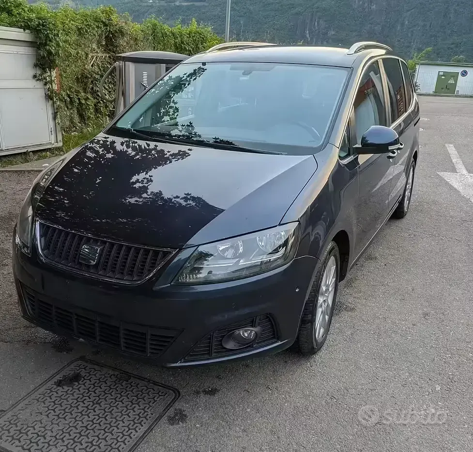 Usata Seat Alhambra Style 170 CV (125 kW) 2013 Blu Monovolume