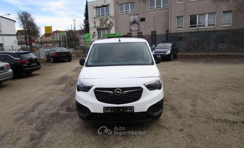 Usata Opel Combo 102 CV (75 kW) 2020 Bianco Monovolume