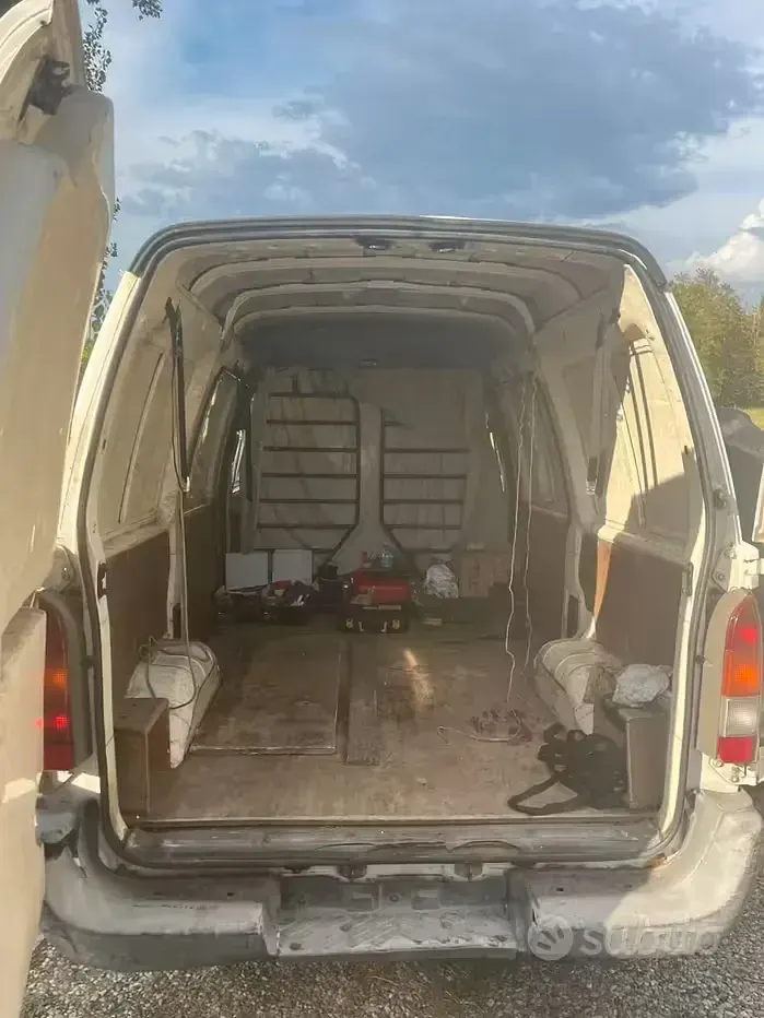 Usata Nissan Vanette 1995 Bianco Monovolume