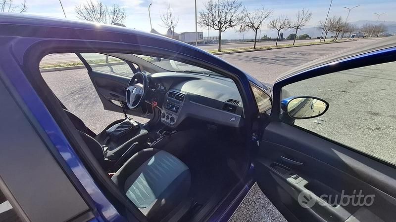 Usata Fiat Grande Punto 75 CV (55 kW) 2008 Blu Utilitaria