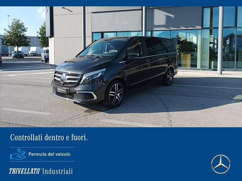 Usata Mercedes V300 Premium 239 CV (175 kW) 2019 Nero Monovolume