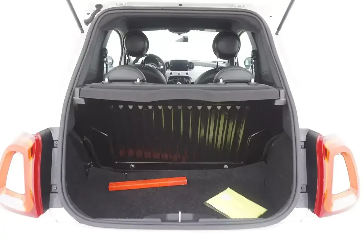 Usata Fiat 500 Connect 70 CV (51 kW) 2022 Biancobianco Utilitaria