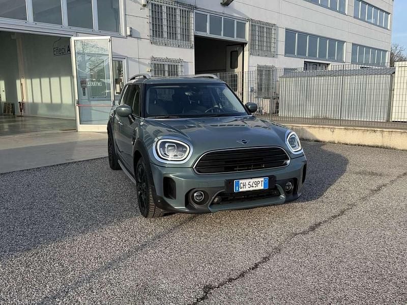 Usata Mini Cooper D Countryman Essential 150 CV (110 kW) 2021 Sage green SUV