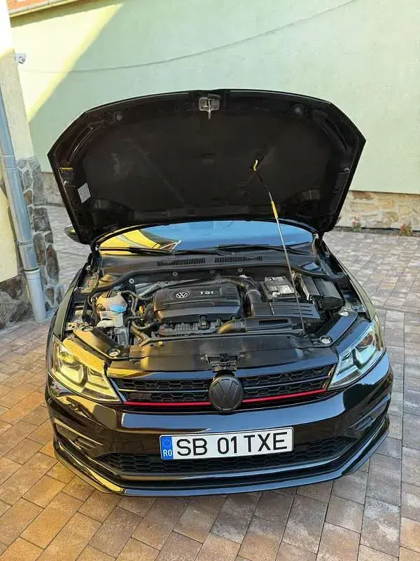 Usata VW Jetta Highline 211 CV (155 kW) 2016 Berlina