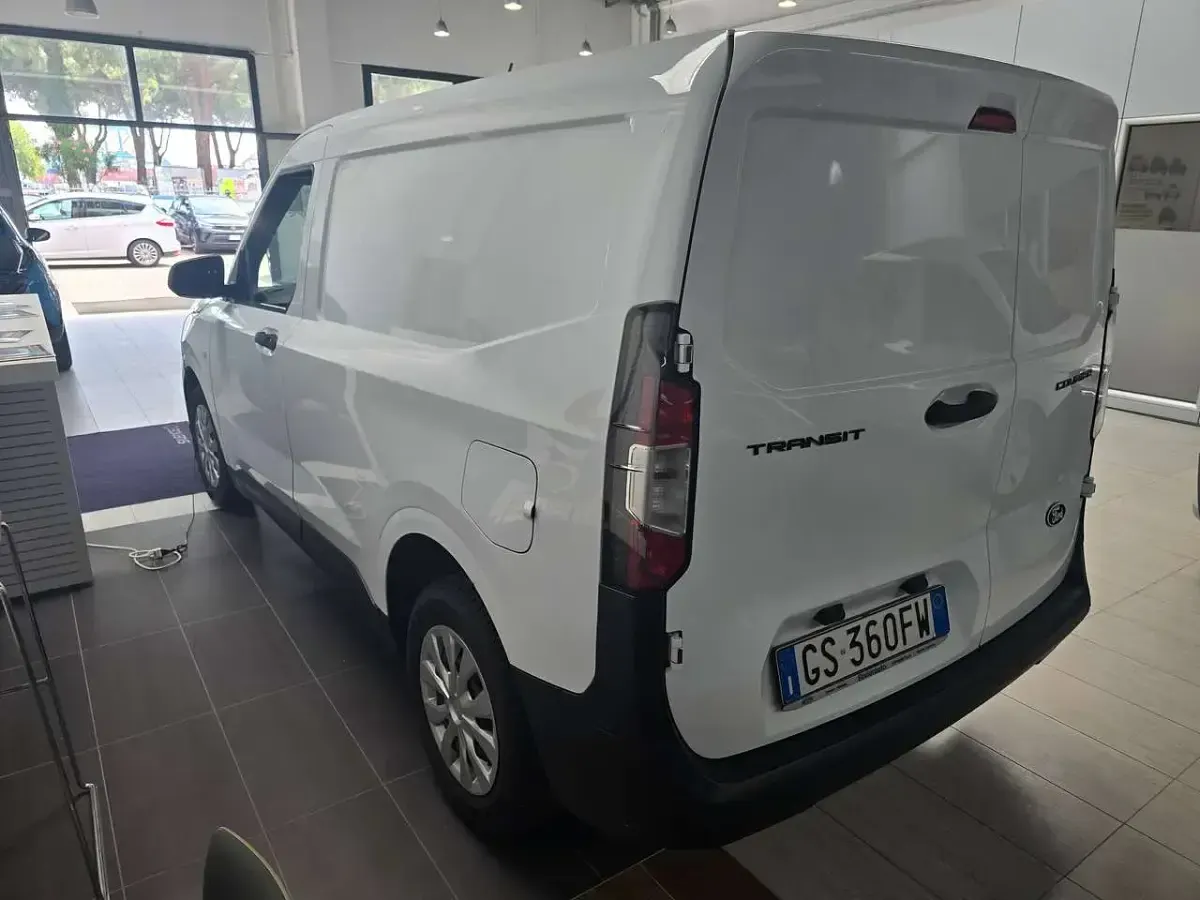 Usata Ford Transit Trend 101 CV (74 kW) 2024 Bianco Furgone