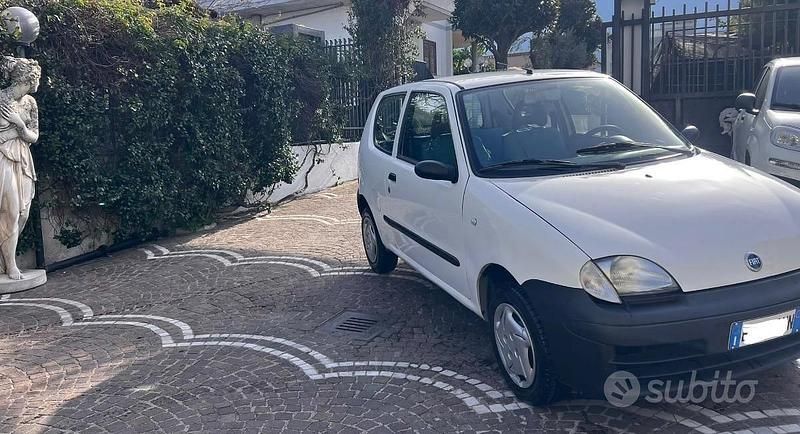 Usata Fiat Seicento 54 CV (39 kW) 2001 Bianco Utilitaria
