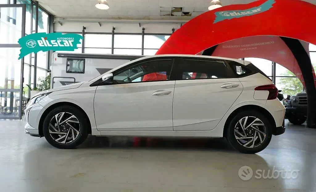 Nuova Hyundai i20 90 CV (66 kW) 2026 Bianco Utilitaria