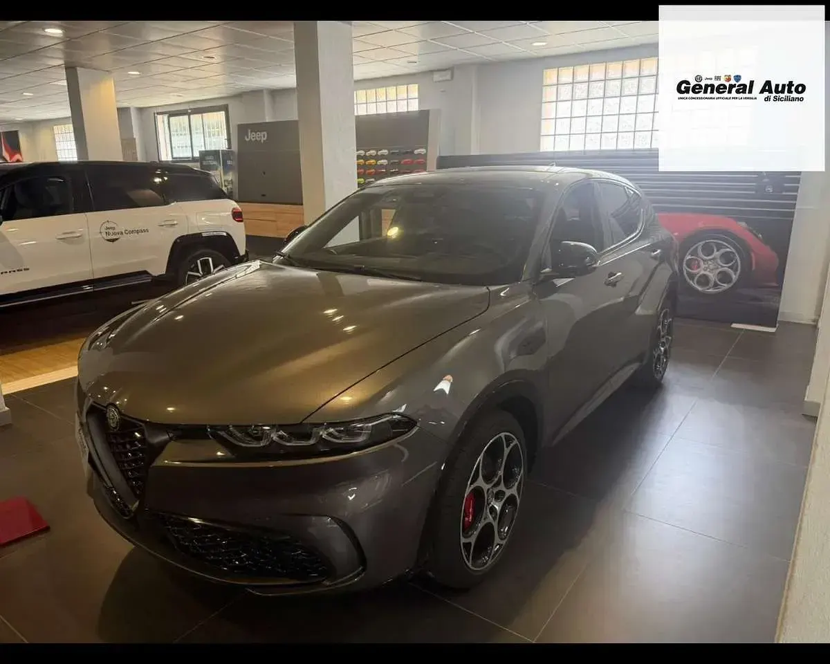 Nuova Alfa Romeo Tonale Veloce 160 CV (117 kW) 2026 Argento SUV