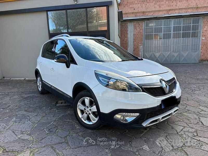 Usata Renault Scénic III XMOD 110 CV (80 kW) 2015 Bianco Monovolume