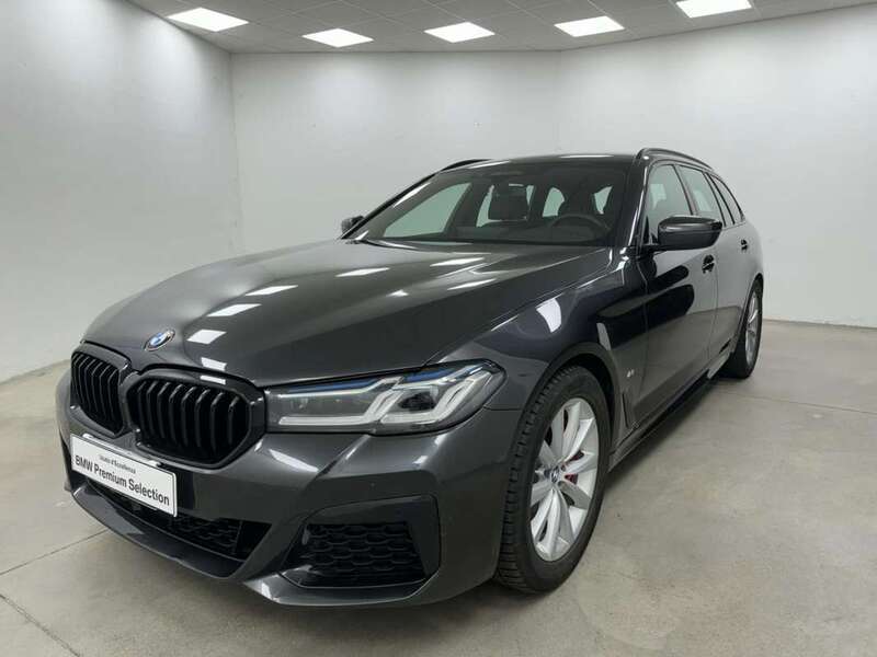 Usato 2021 BMW 540 3.0 El_Hybrid 250 CV (51.800 €)