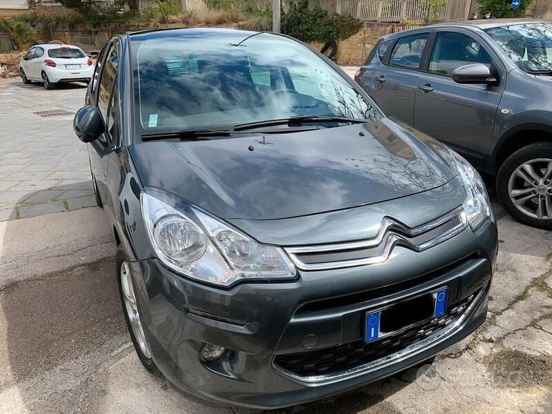 Grigio Usata 2016 Citroën C3 PureTech Due volumi | 7000 € (Ottimo prezzo) - Immagine 1/4