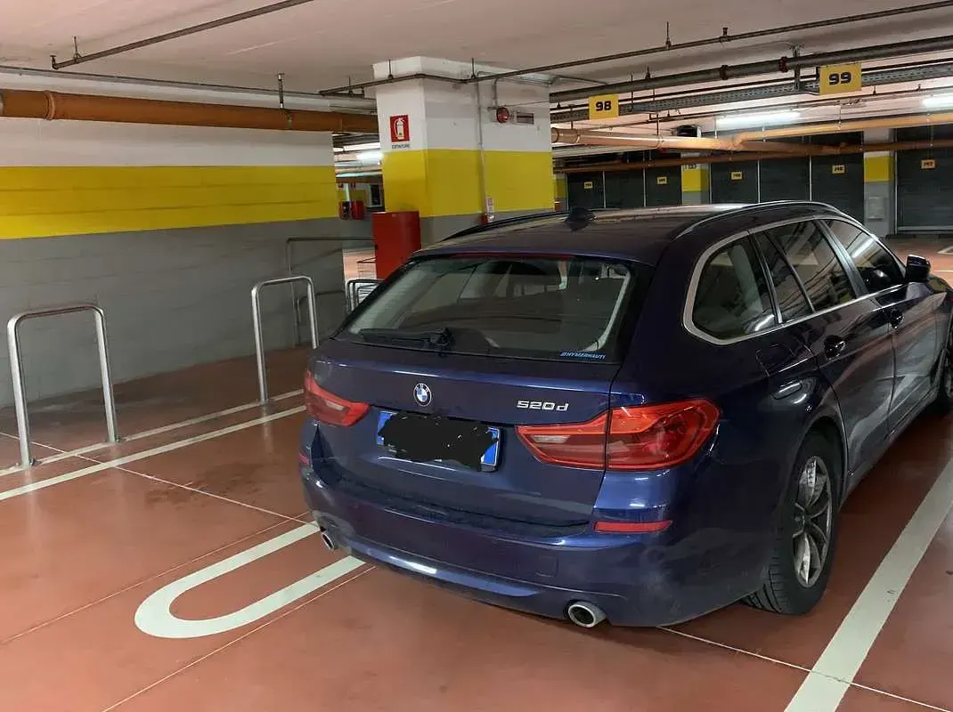 Usata BMW 520 190 CV (139 kW) 2019 Blu/azzurro Station wagon