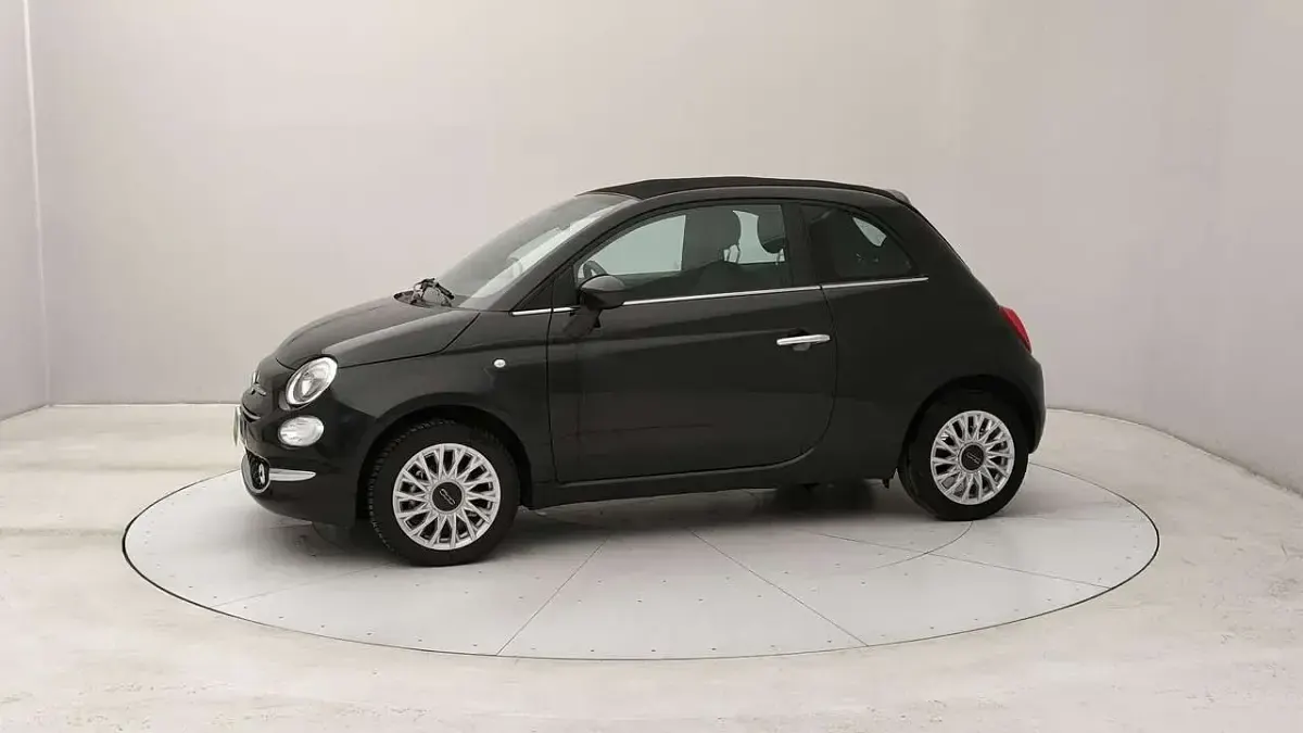 Usata Fiat 500C Dolcevita 69 CV (50 kW) 2024 Nero Cabrio