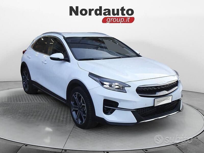 Usata Kia XCeed 141 CV (103 kW) 2022 Bianco SUV