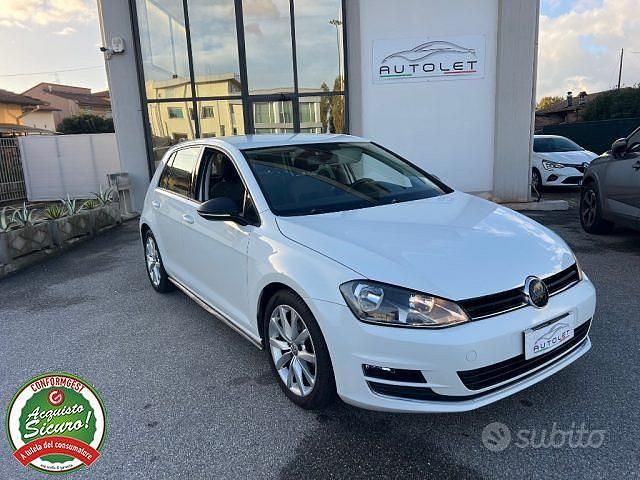 Bianco Usata 2014 VW Golf VII Highline Tre volumi | 9000 € (Ottimo prezzo) - Immagine 1/4