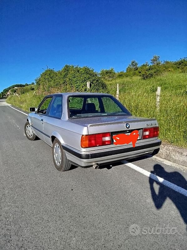 Usata BMW 318 136 CV (100 kW) 1990 Grigio Coupé