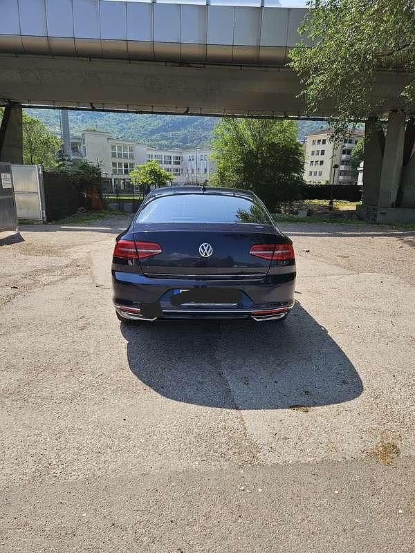 Usata VW Passat Comfortline 150 CV (110 kW) 2015 Blu Berlina