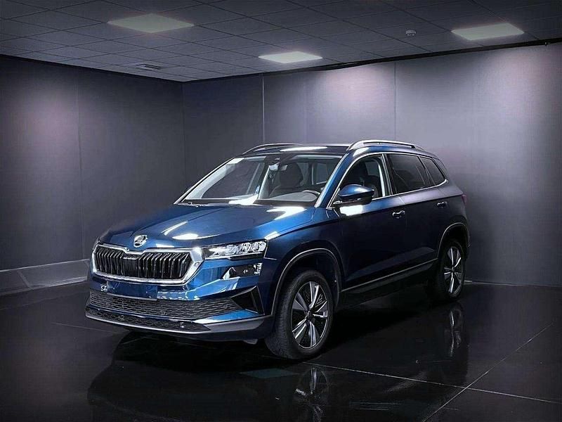 Blu Usata 2023 Skoda Karoq Executive SUV | 23.200 € (Buon prezzo) - Immagine 1/4