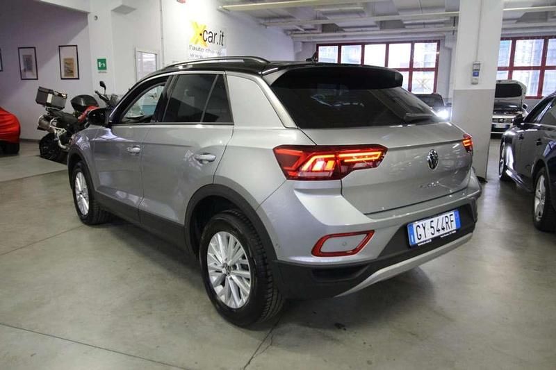 Usata VW T-Roc Life 150 CV (110 kW) 2025 Argento SUV