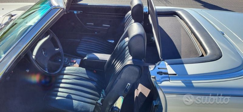 Usata Mercedes SL380 218 CV (160 kW) 1981 Grigio Cabrio
