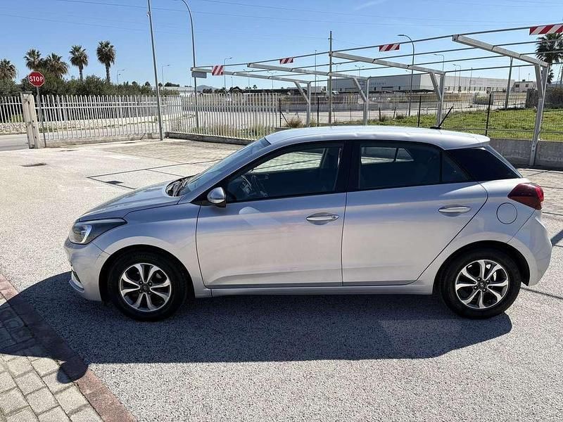 Occasion Hyundai i20 Blackline 75 ch (55 kW) 2018 Citadine