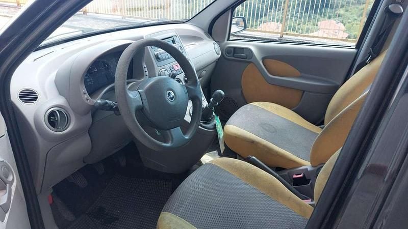 Usata Fiat Panda 4x4 69 CV (50 kW) 2006 Nero Utilitaria