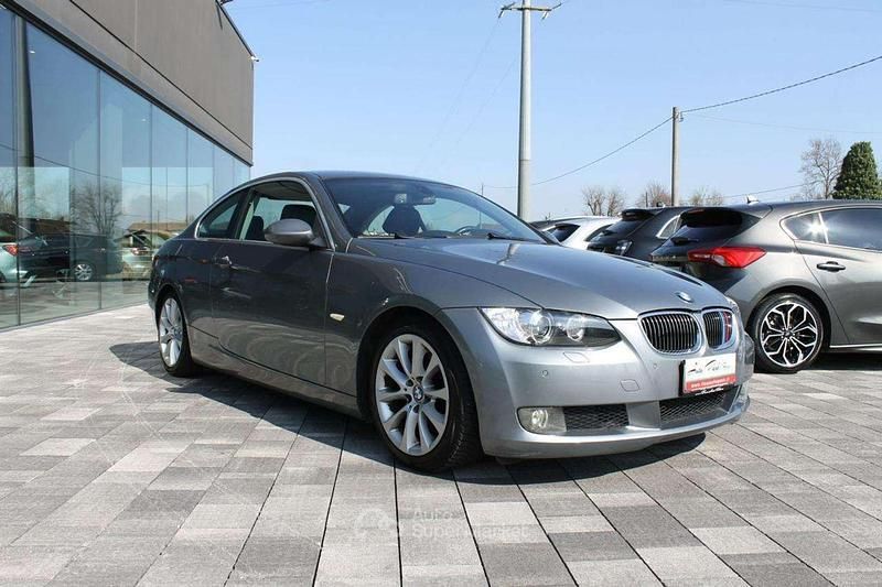 Usata BMW 325 218 CV (160 kW) 2006 Grigio Coupé