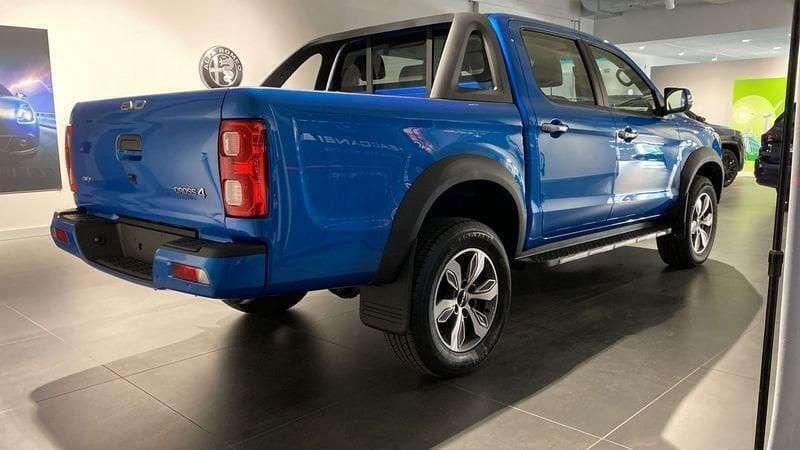 Usata EVO Cross 4 136 CV (100 kW) 2024 Blu Pick-up