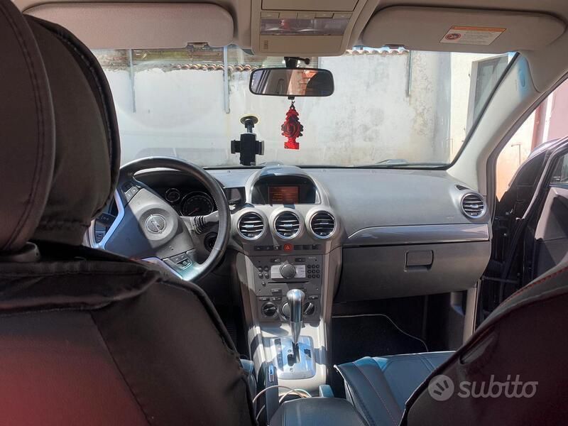 Usata Opel Antara 150 CV (110 kW) 2010 Nero SUV
