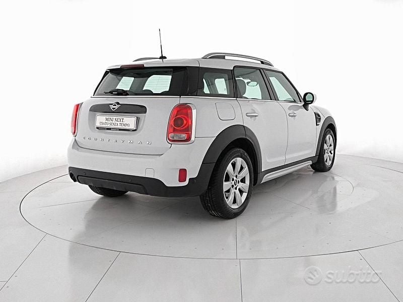 Usata Mini One D Countryman 116 CV (85 kW) 2020 Light white SUV