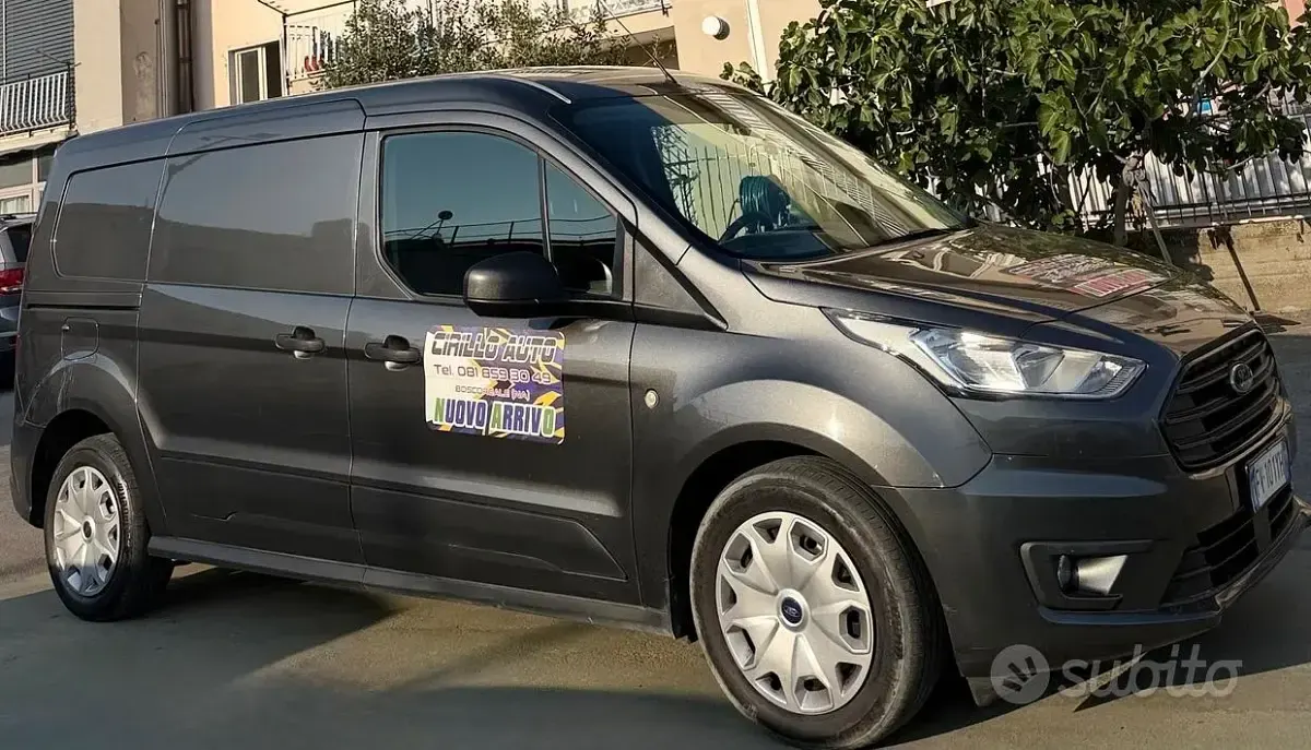 Usata Ford Transit Connect 100 CV (73 kW) 2019 Grigio Monovolume