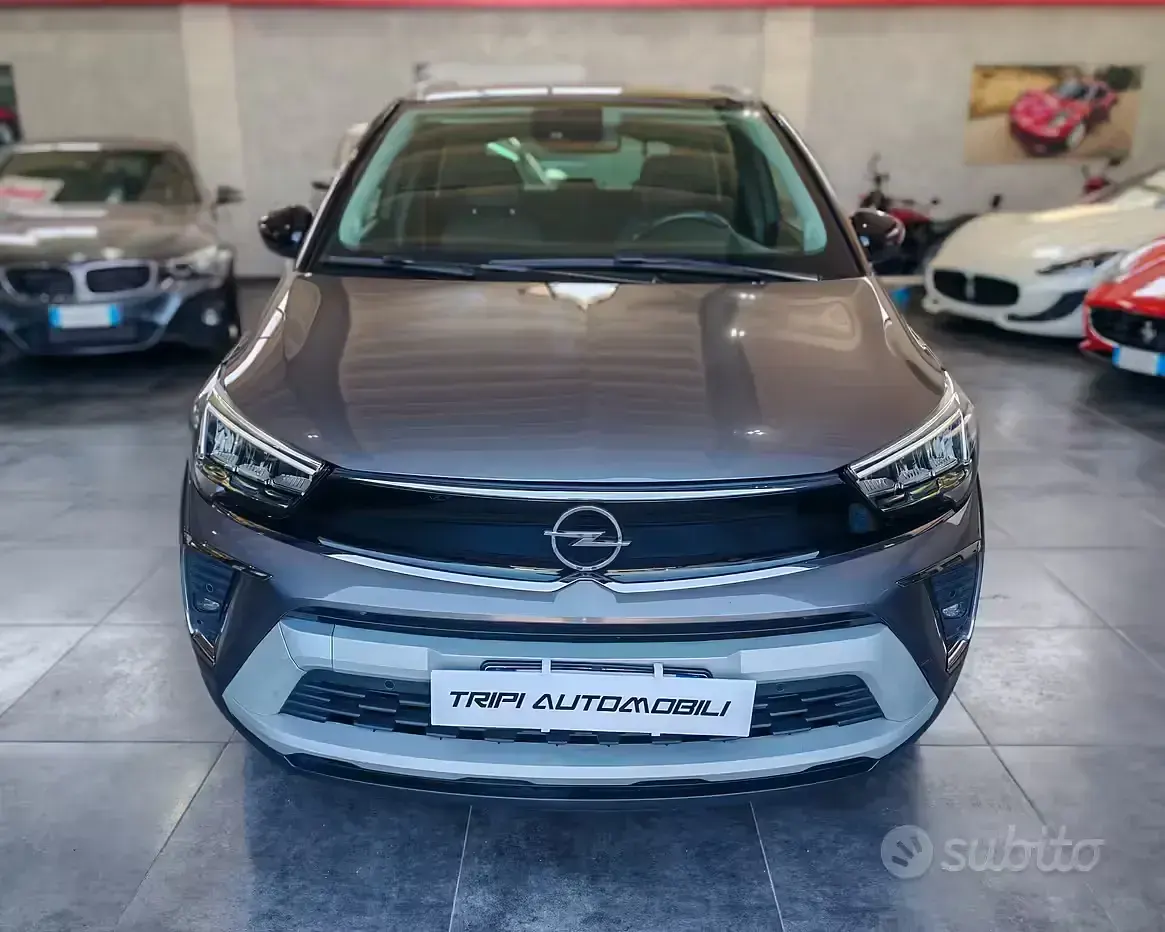 Usata Opel Crossland X Elegance 110 CV (80 kW) 2023 Grigio SUV