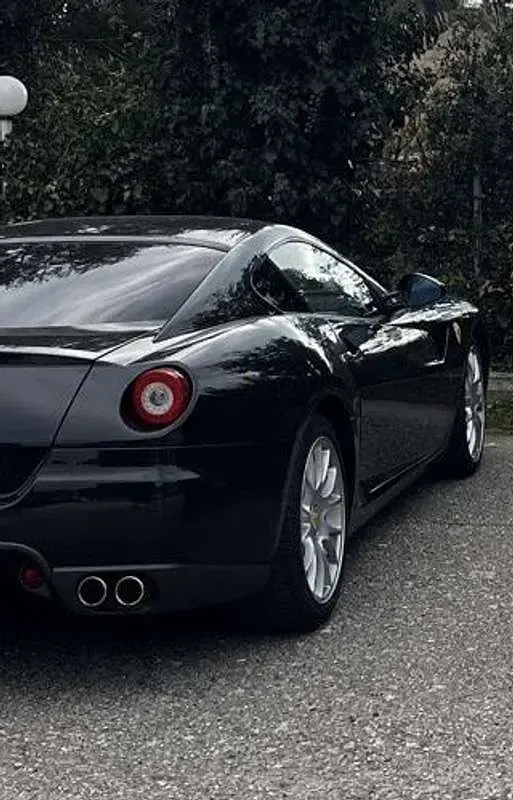 Usata Ferrari 599 620 CV (456 kW) 2011 Nero Coupé