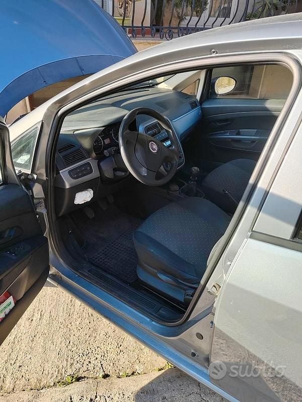Usata Fiat Punto 2009 Grigio Utilitaria