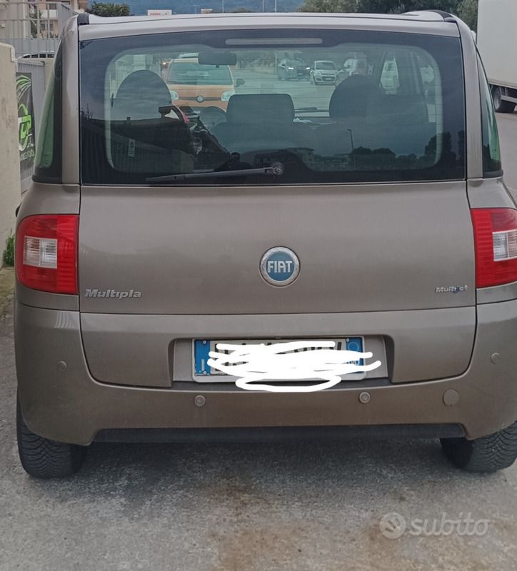 Marrone Usata 2007 Fiat Multipla Monovolume | 3950 € (Cara) - Immagine 1/4