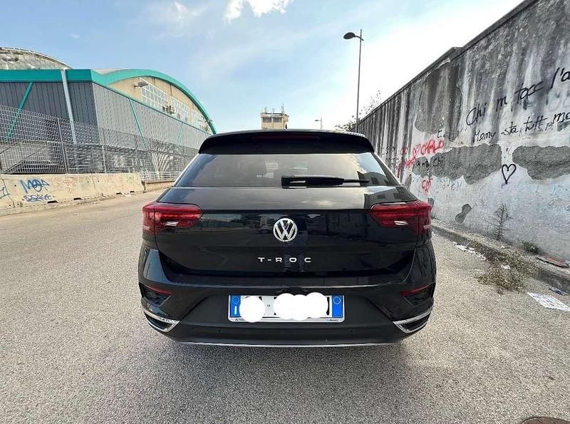 Usata VW T-Roc Advance 116 CV (85 kW) 2020 Nero SUV
