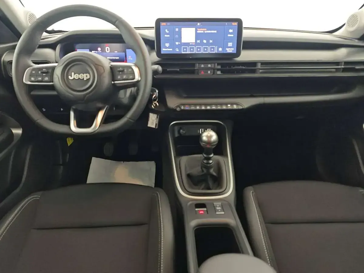 Usata Jeep Avenger Altitude 101 CV (74 kW) 2024 Vari colori SUV