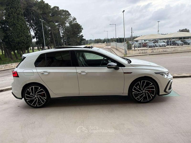 Usata VW Golf VIII GTI 245 CV (180 kW) 2023 Bianco Berlina
