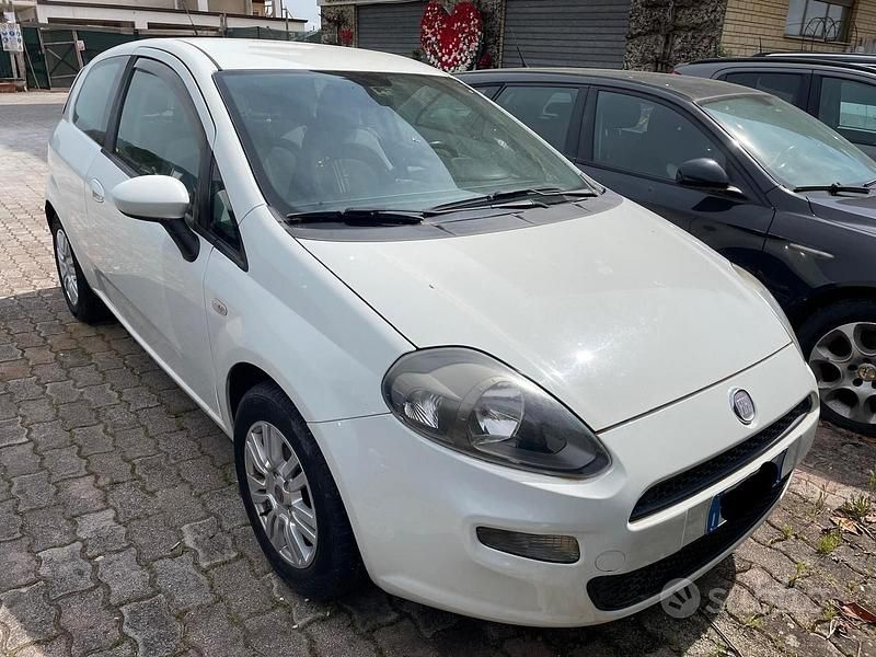 Usata Fiat Grande Punto 65 CV (47 kW) 2012 Utilitaria