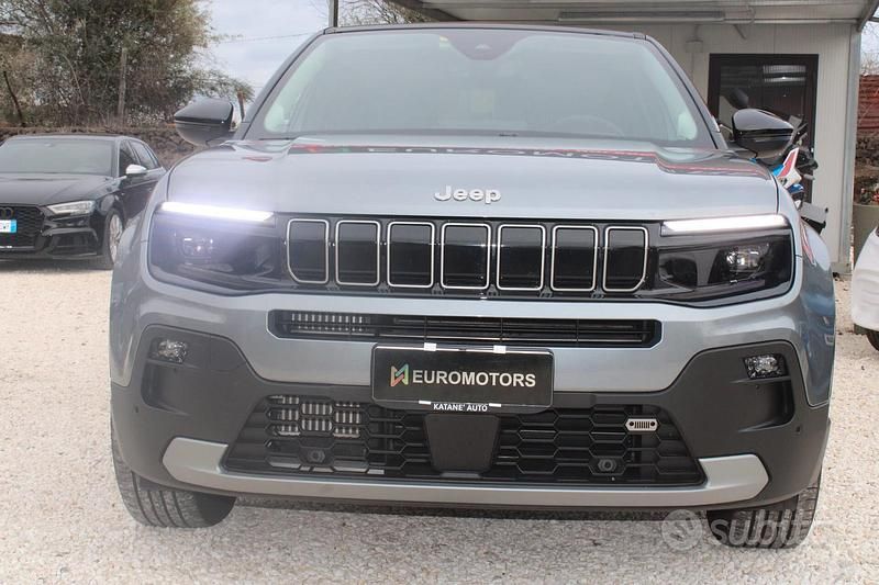 Usata Jeep Avenger Summit 100 CV (73 kW) 2023 Grigio SUV